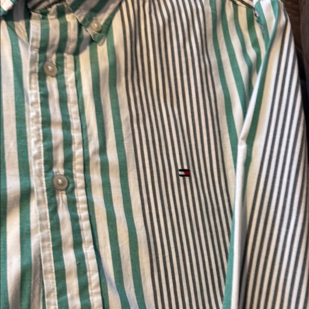 Tommy Hilfiger Green and White Striped Casual Shirt - Picture 7 of 10